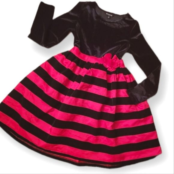 George Other - NWOT George Velvety Holiday Dress